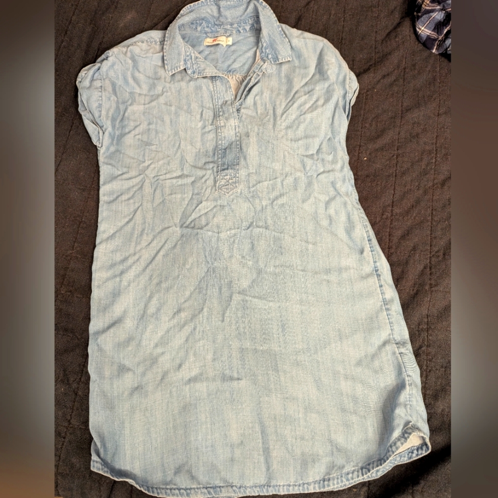 Vineyard vines denim shift dress